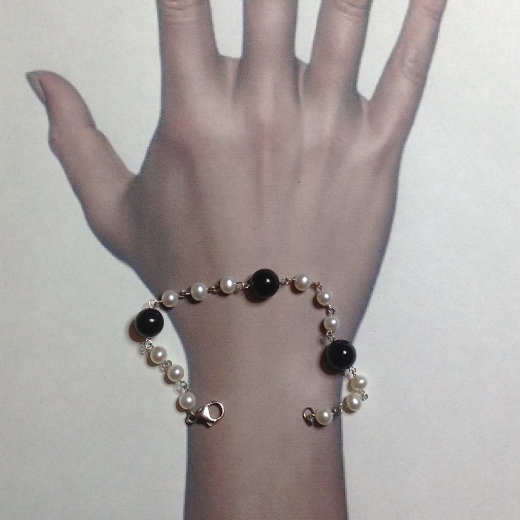 Black Onyx Agate And White Freshwater Pearl Silver Links Bracelet 20$